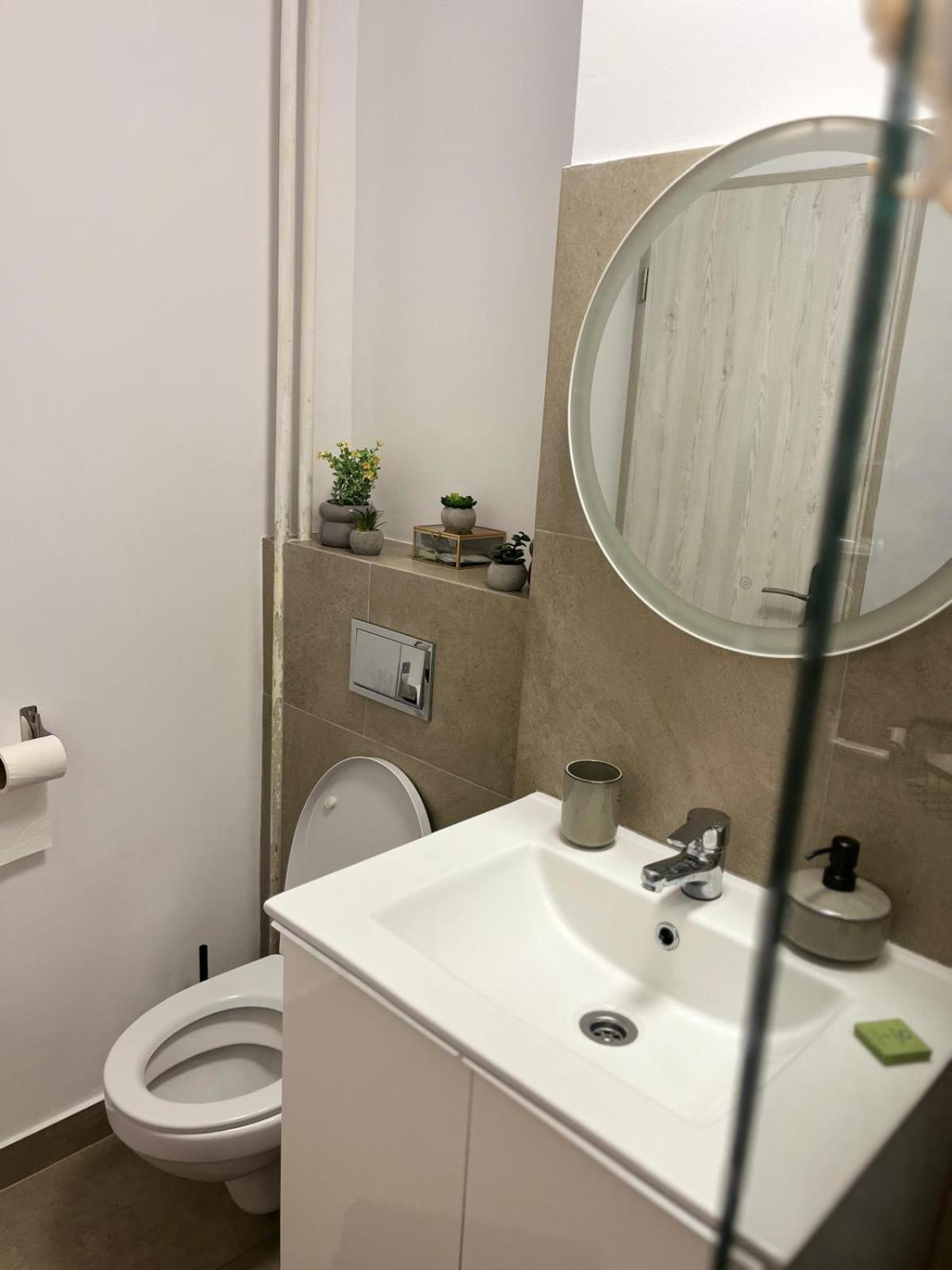 Apartament De Lux 克拉奥华 外观 照片