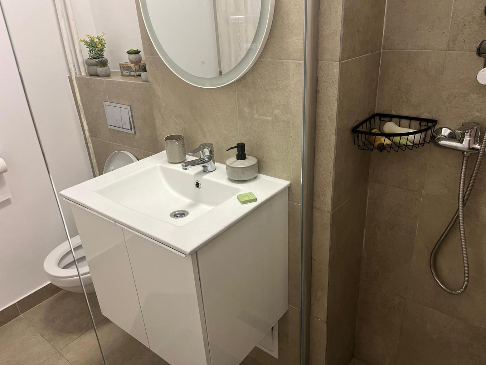 Apartament De Lux 克拉奥华 外观 照片